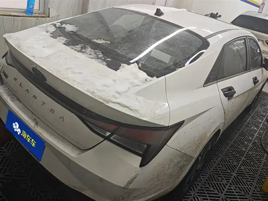 Hyundai Elantra 2023 из CN, фото 3
