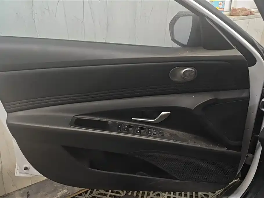 Hyundai Elantra 2023 из CN, фото 7