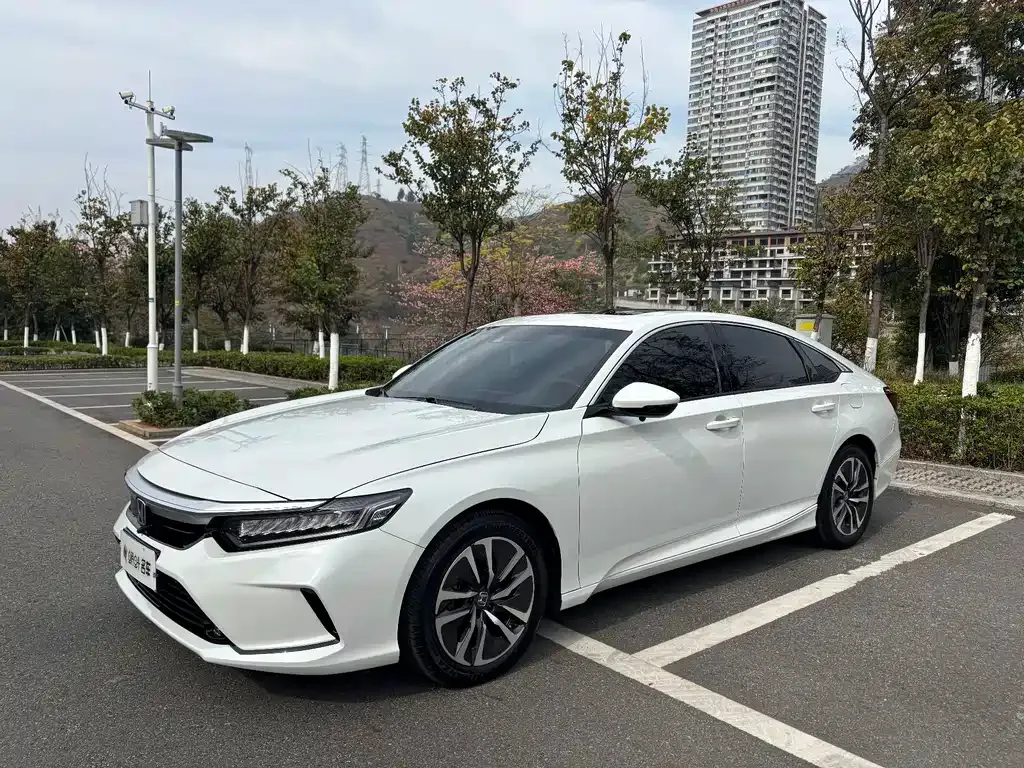 Honda Inspire 2022 из CN, фото 1