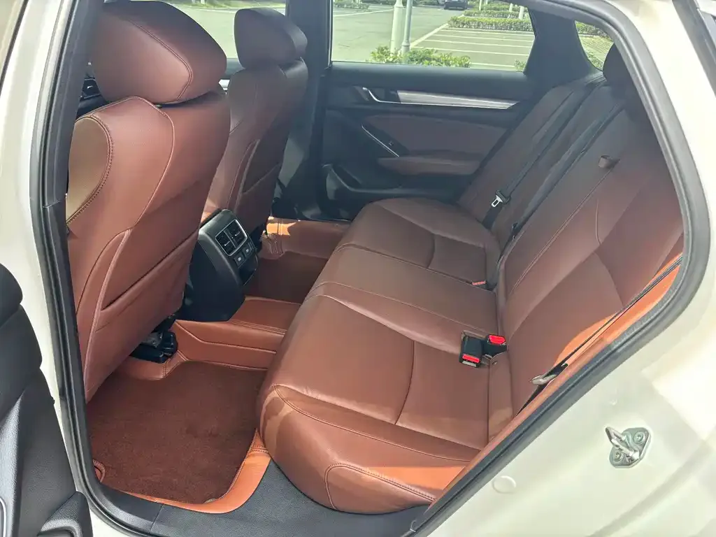 Honda Inspire 2022 из CN, фото 10