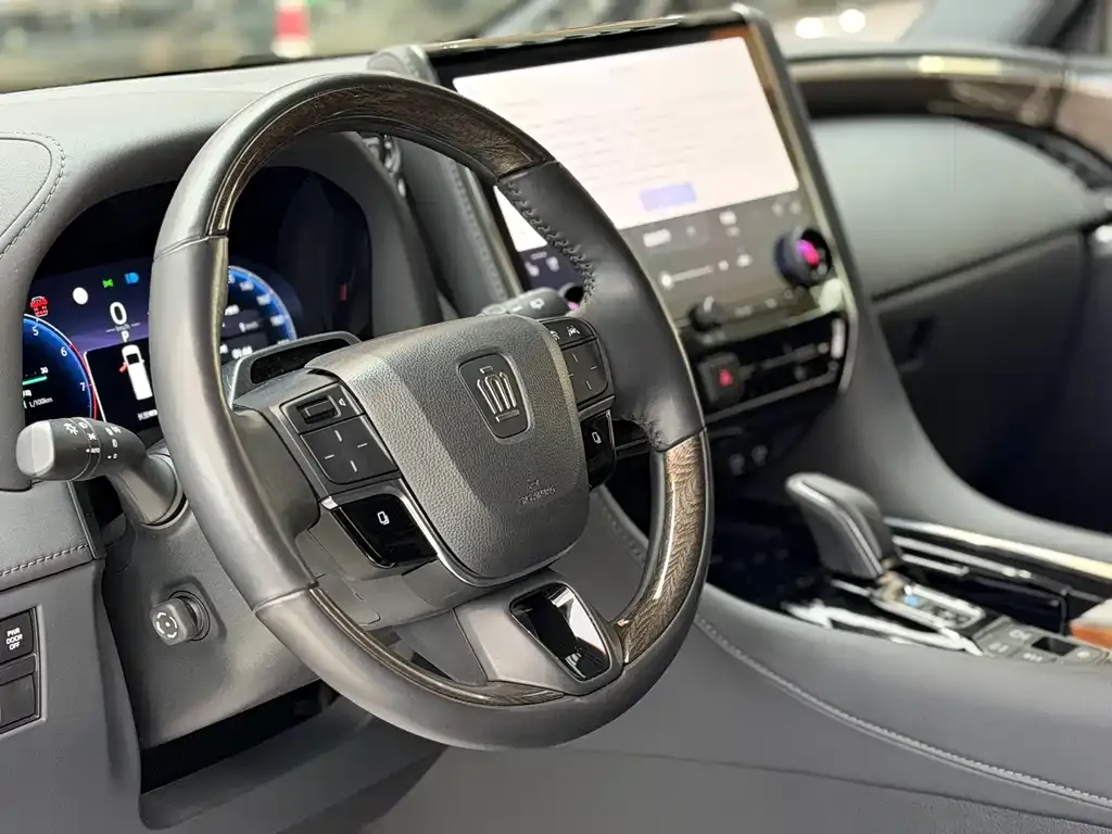 Toyota Vellfire 2023 из CN, фото 4