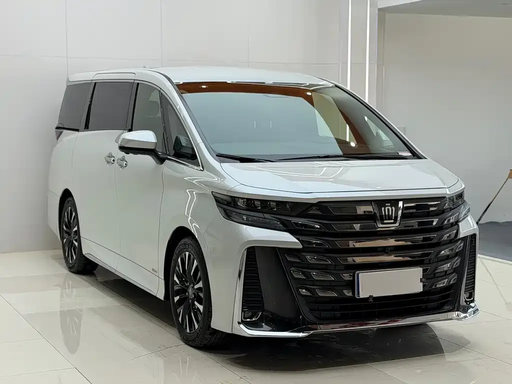 Toyota Vellfire 2023 из CN, фото 3