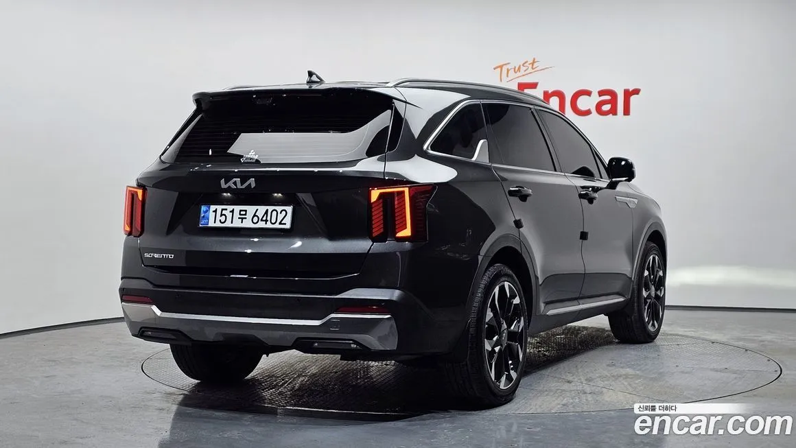 Kia Sorento — фото 7