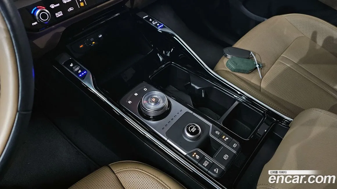 Kia Sorento — фото 5