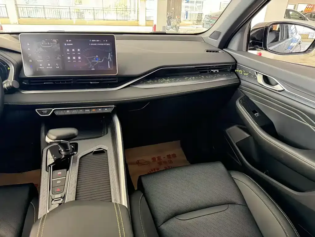 Geely Xingrui 2023 из CN, фото 3