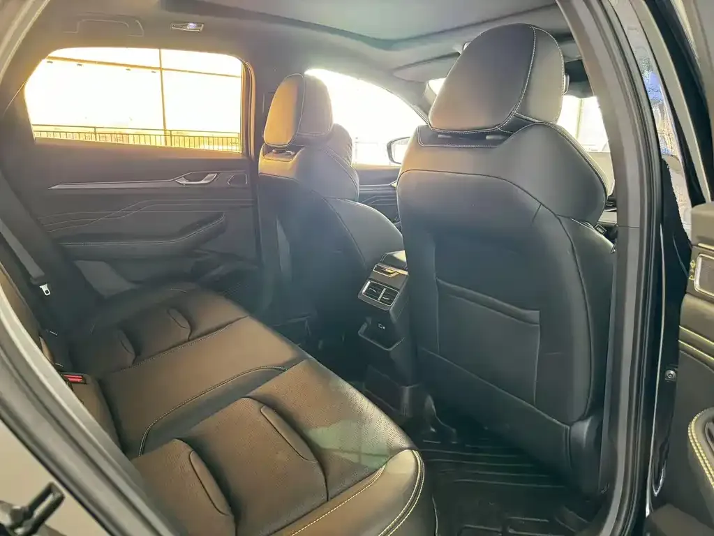 Geely Xingrui 2023 из CN, фото 5