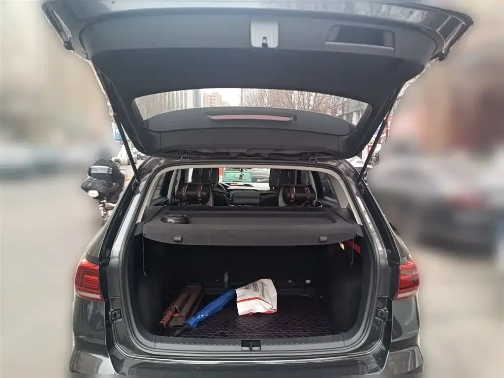 Volkswagen Tharu 2022 из CN, фото 5