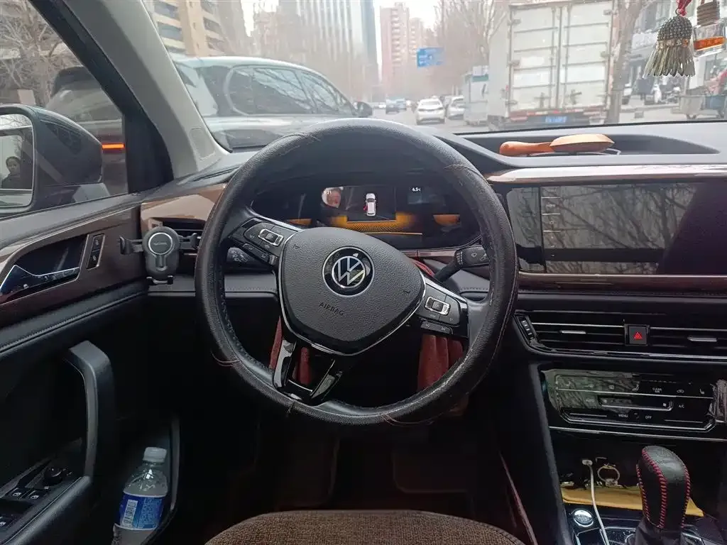 Volkswagen Tharu 2022 из CN, фото 7