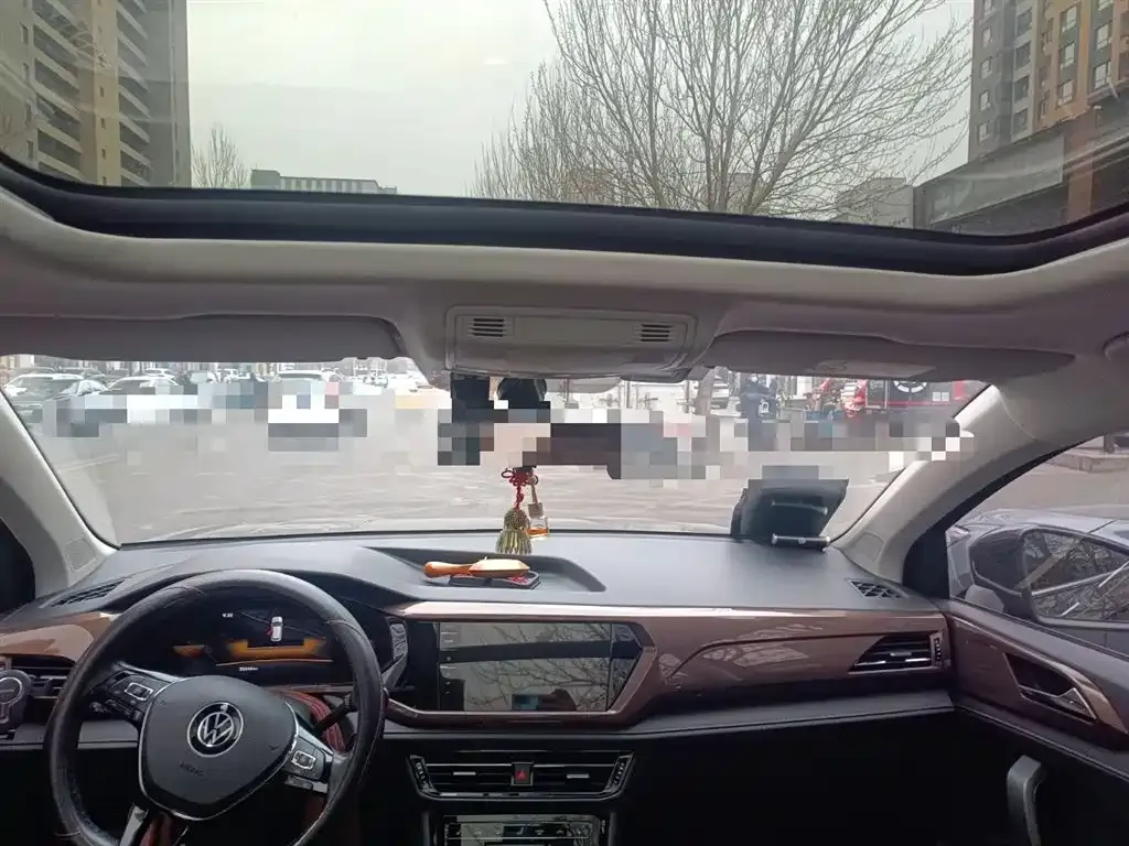 Volkswagen Tharu 2022 из CN, фото 9
