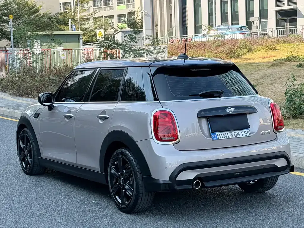 MINI Cooper (3-door) 2024 из CN, фото 6