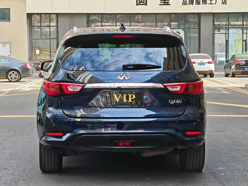Infiniti QX60 (Import) 2021 из CN, фото 6