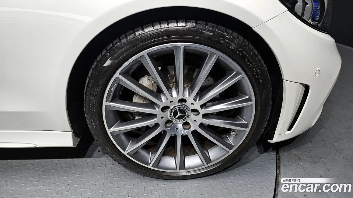 Mercedes-Benz C-Class 2023 из KR, фото 9