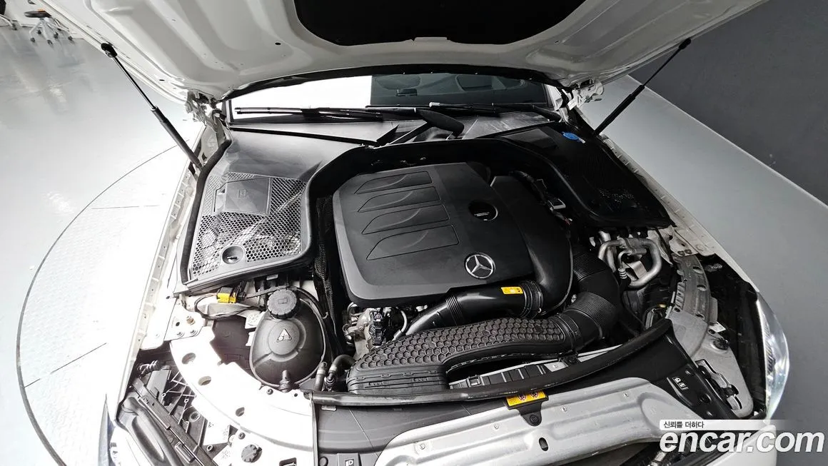 Mercedes-Benz C-Class 2023 из KR, фото 10