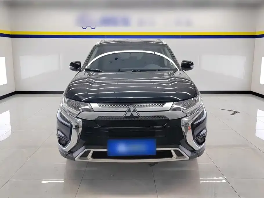 Mitsubishi Outlander 2021 из CN, фото 3