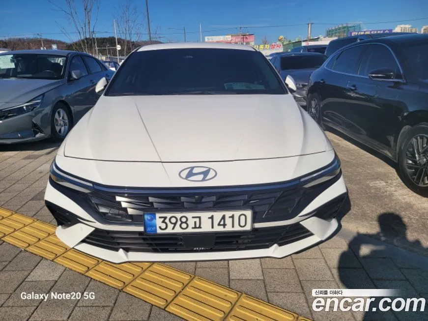 Hyundai AVANTE — фото 8