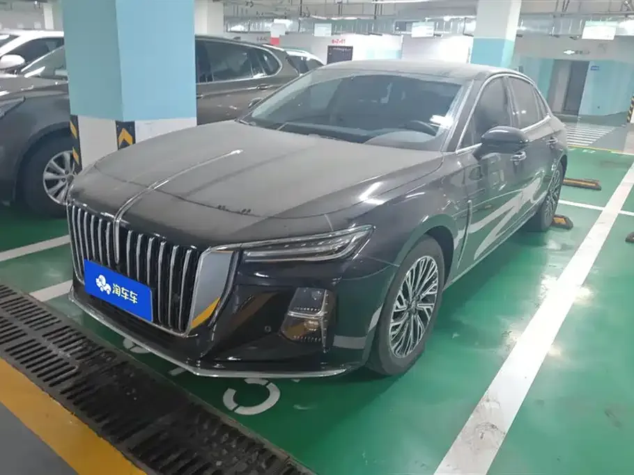 Hongqi H5 — фото 1