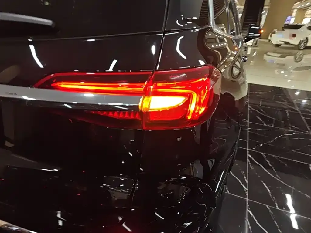 Buick Enclave 2021 из CN, фото 8