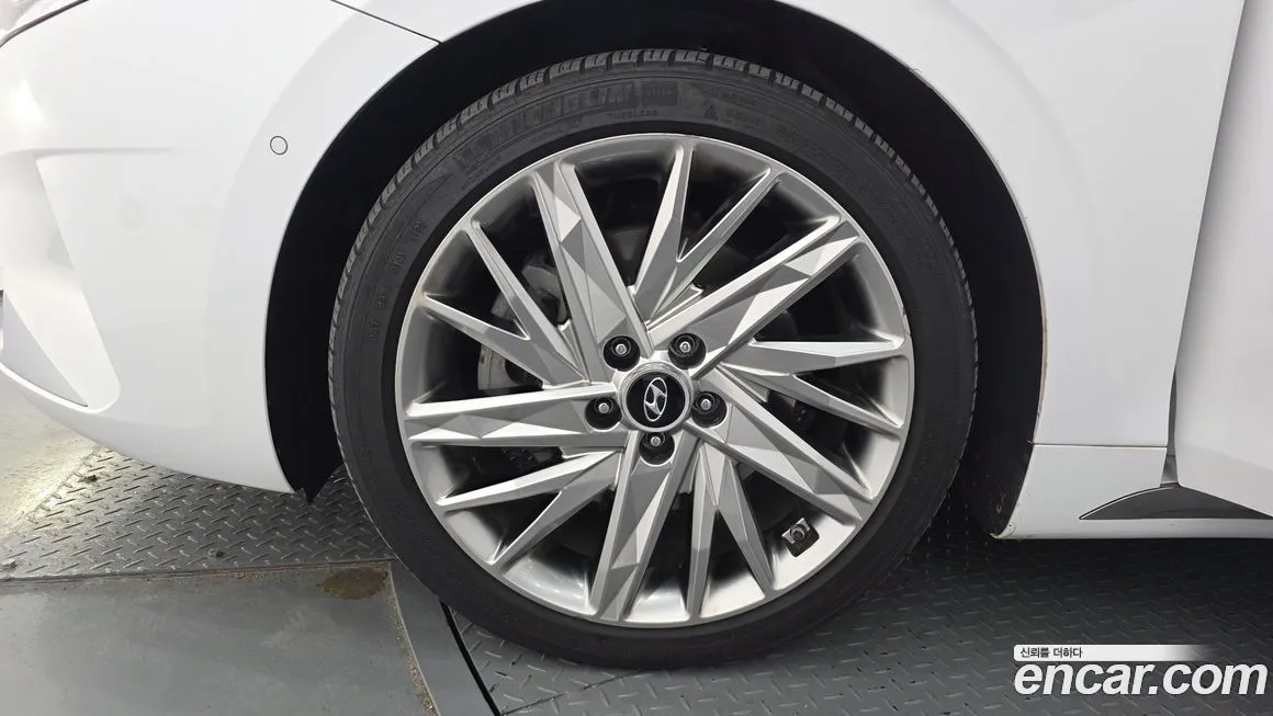 Hyundai Grandeur 2023 из KR, фото 10