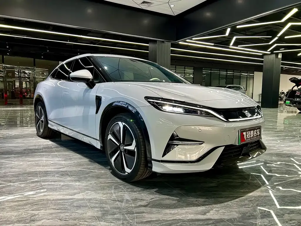 BYD L EV — фото 3