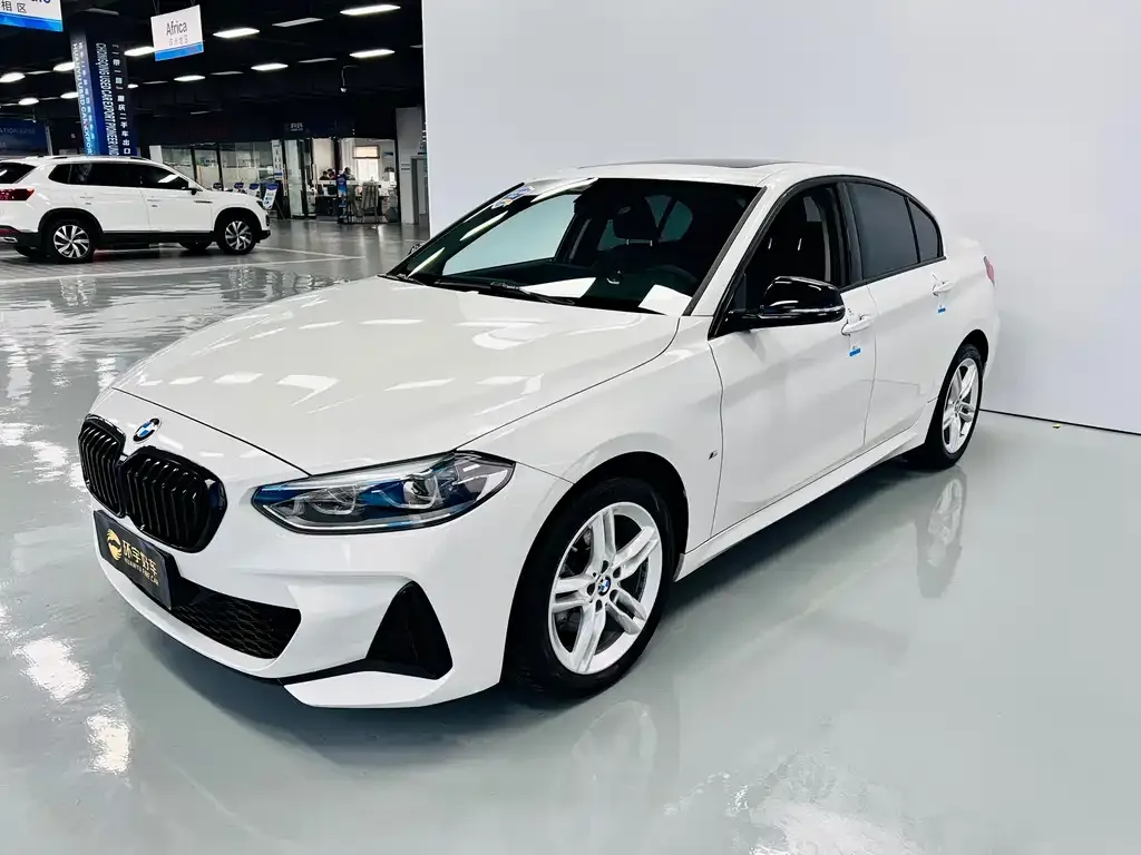 BMW 1 Series — фото 1