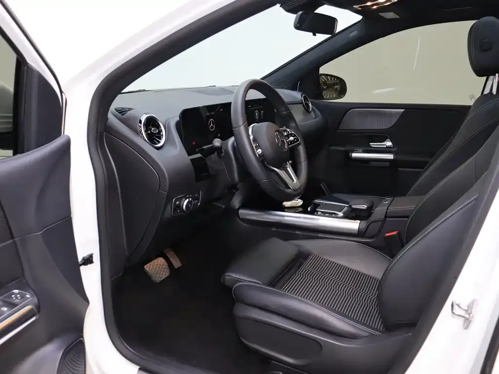 Mercedes-Benz B-Class 2023 из CN, фото 5