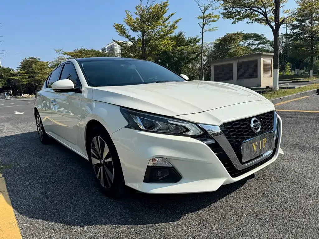 Nissan Teana — фото 10