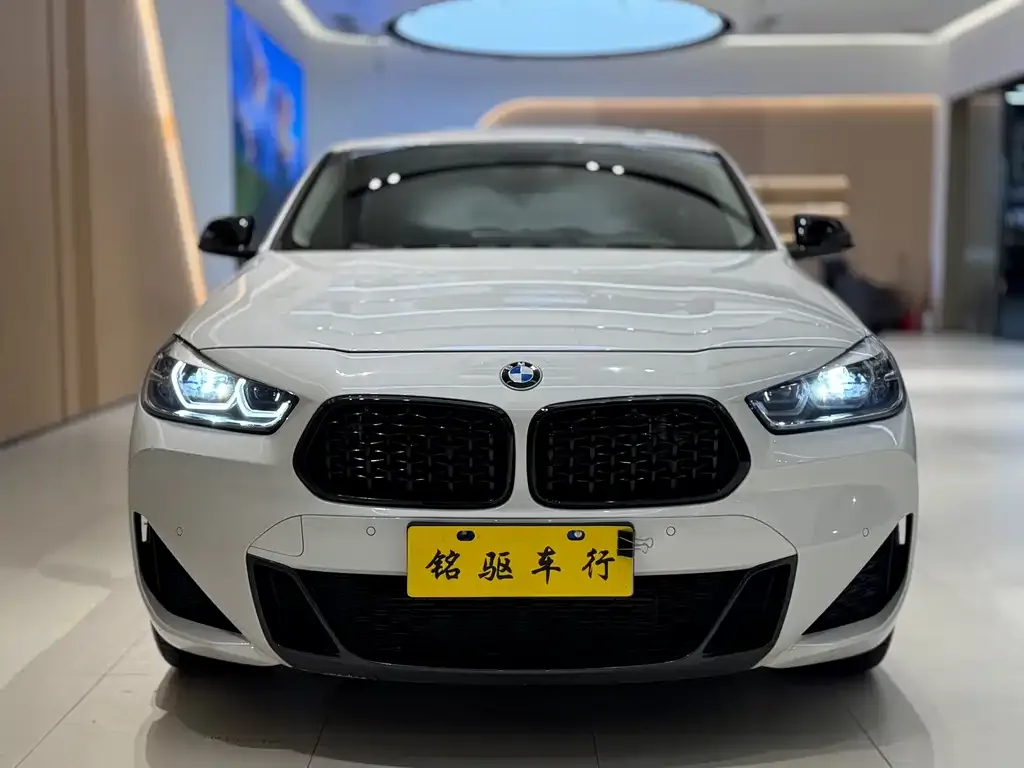 BMW X2 2024 из CN, фото 2