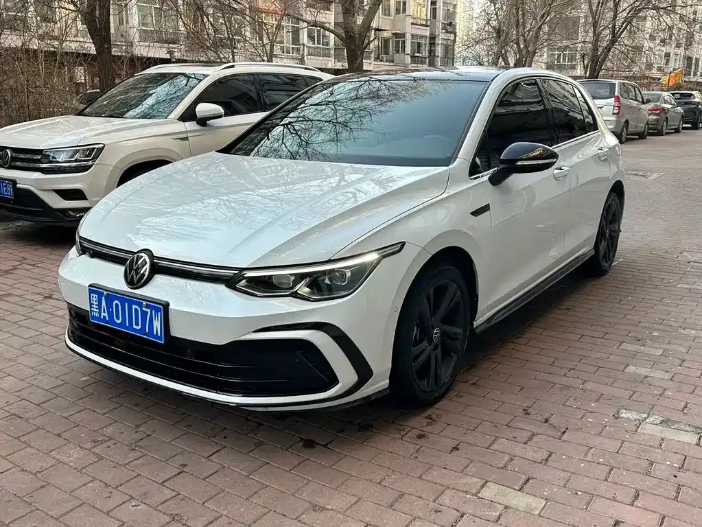 Volkswagen Golf 2022 из CN, фото 1