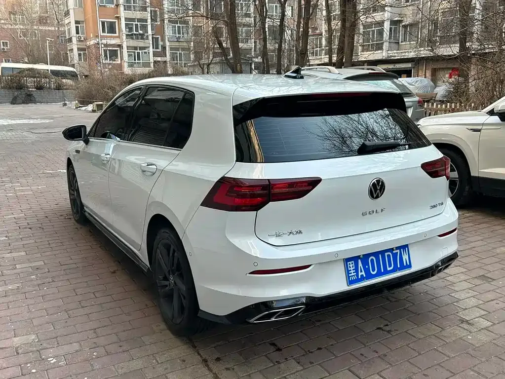 Volkswagen Golf 2022 из CN, фото 5
