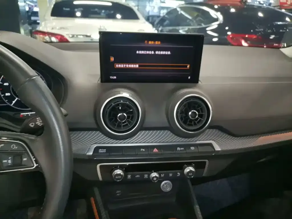 Audi Q2L e-tron 2021 из CN, фото 6