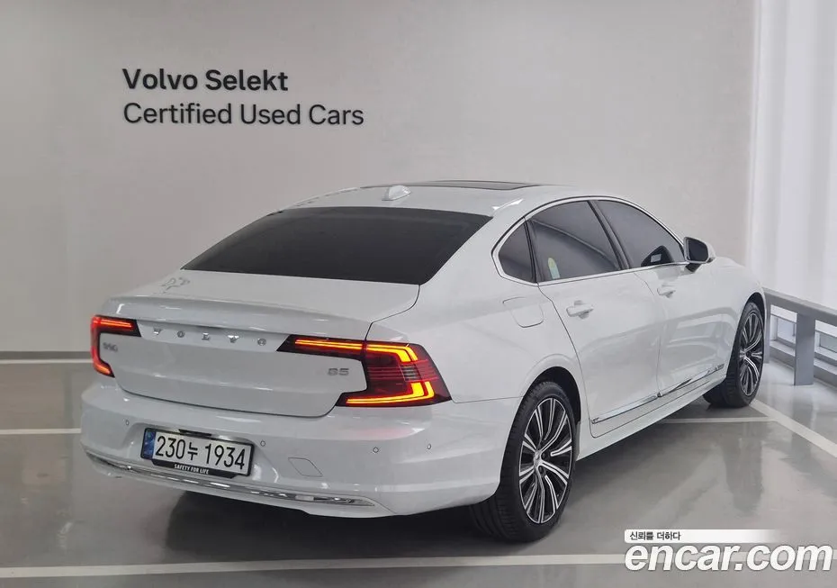 Volvo S90 — фото 3