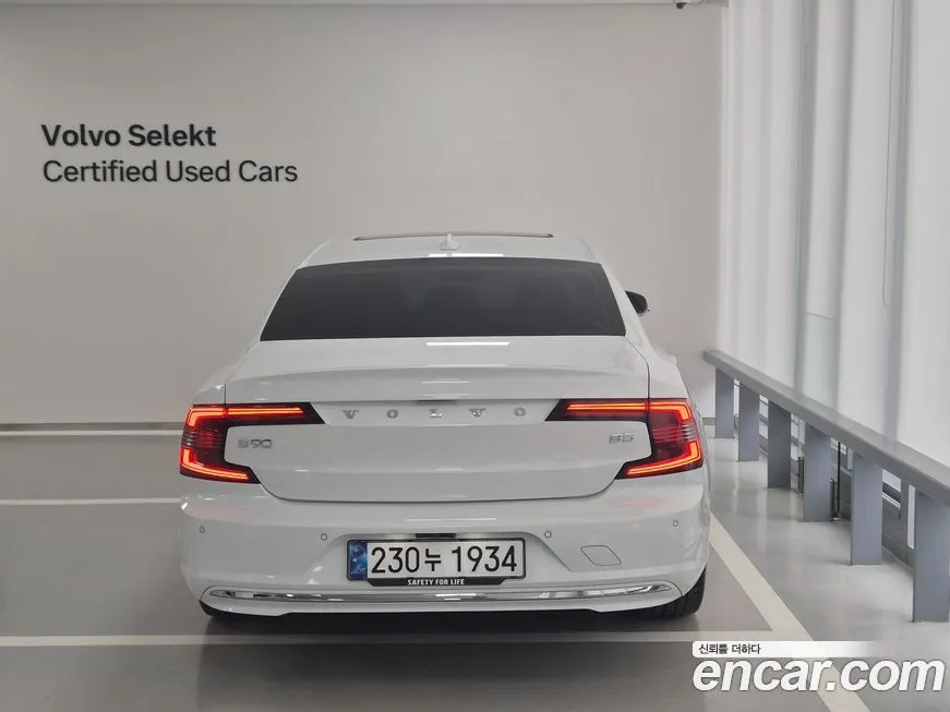 Volvo S90 — фото 4