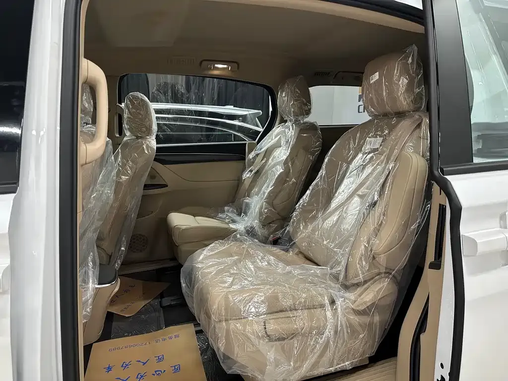 Buick GL8 2026 из CN, фото 4