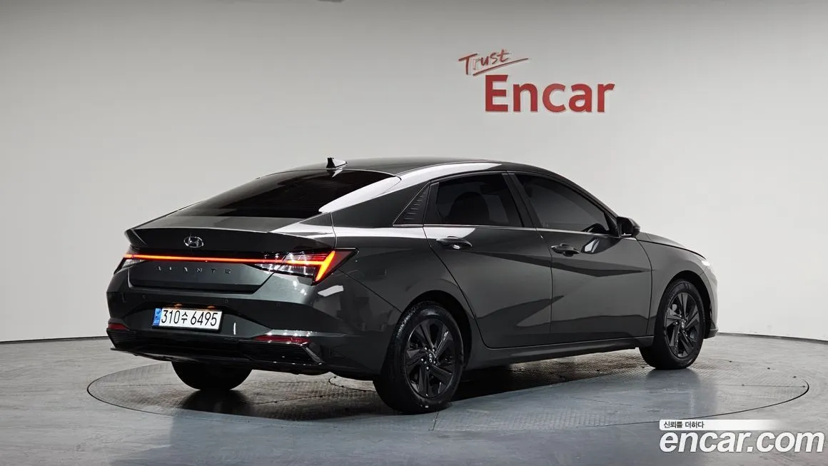 Hyundai AVANTE 2022 из KR, фото 2