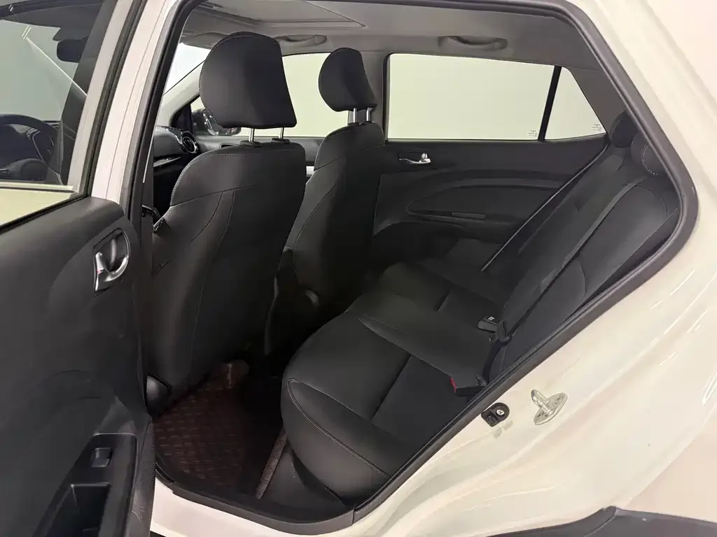 Kia KX1 2022 из CN, фото 5