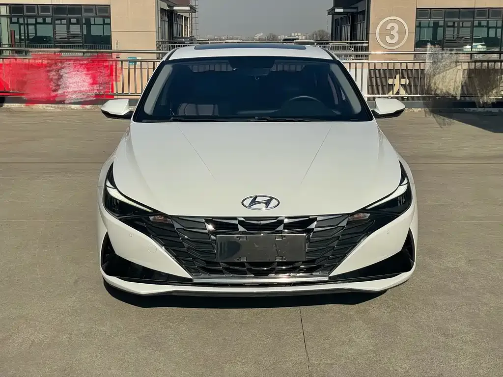 Hyundai Elantra 2022 из CN, фото 7