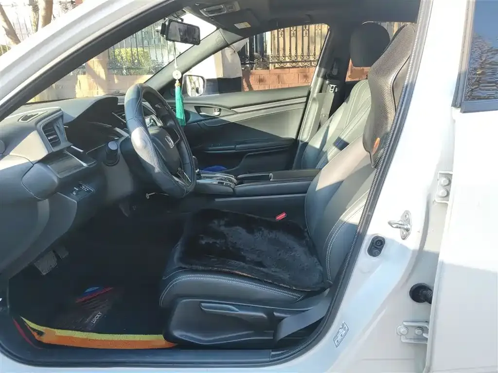 Honda Civic 2022 из CN, фото 8
