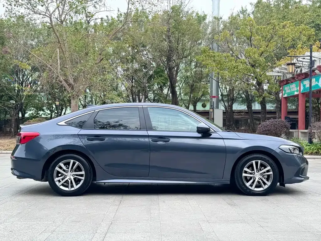 Honda Civic — фото 5