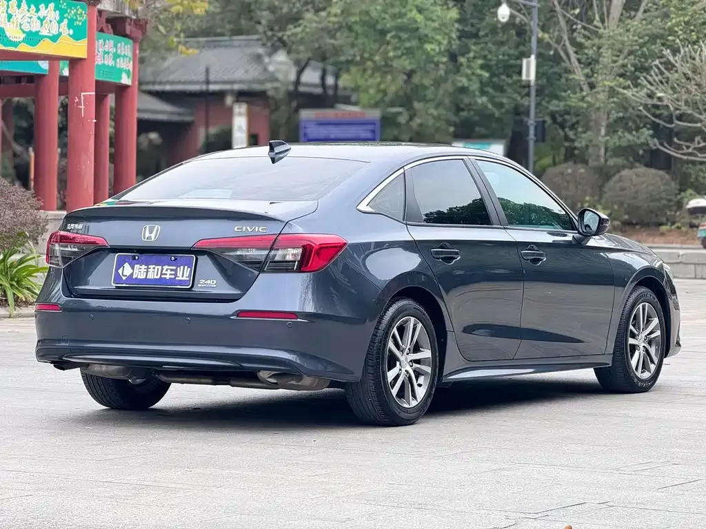 Honda Civic — фото 9