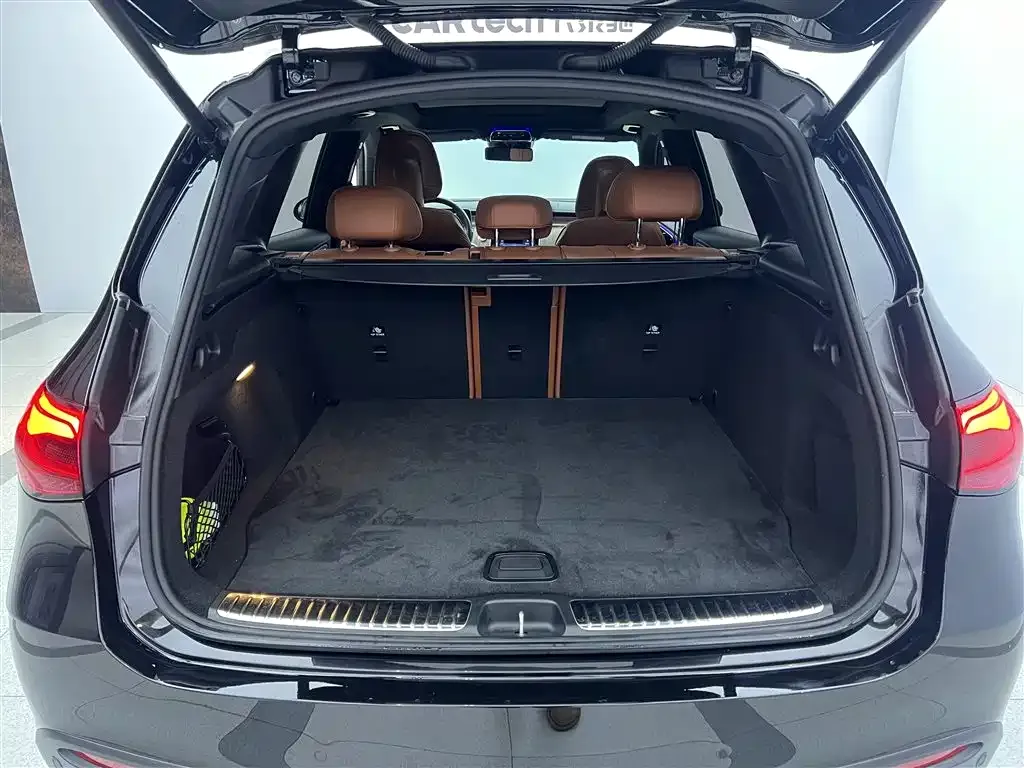 Mercedes-Benz GLC 2023 из CN, фото 9