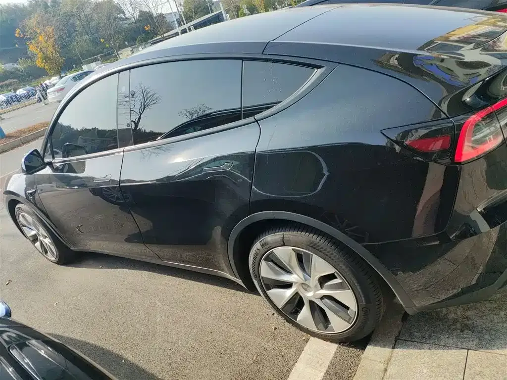 Tesla Model Y 2022 из CN, фото 5