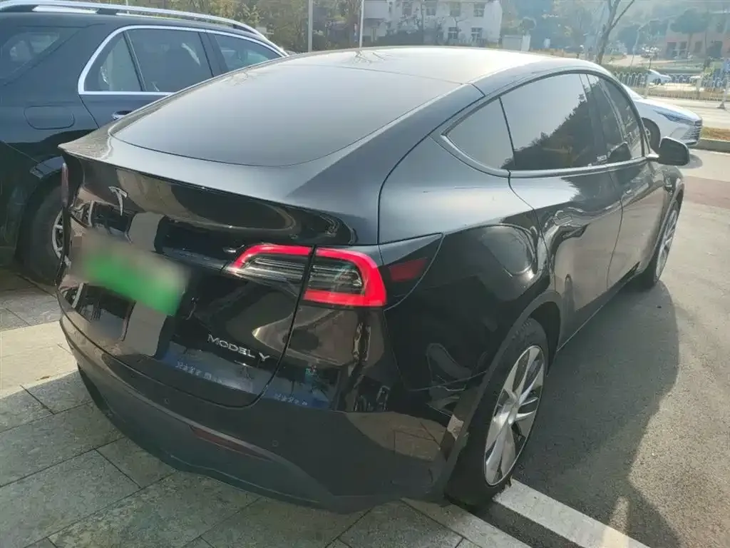 Tesla Model Y 2022 из CN, фото 7