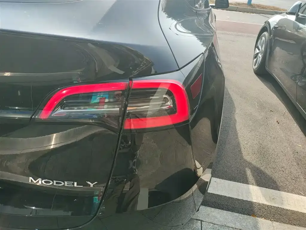 Tesla Model Y 2022 из CN, фото 8