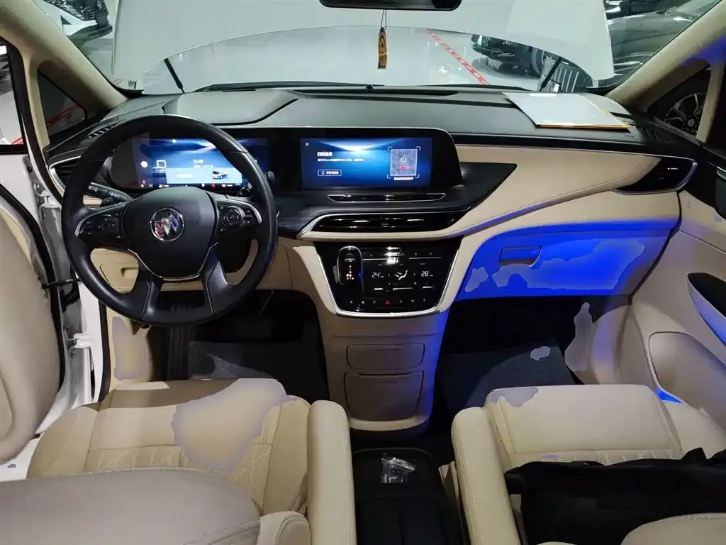 Buick GL8 2023 из CN, фото 7