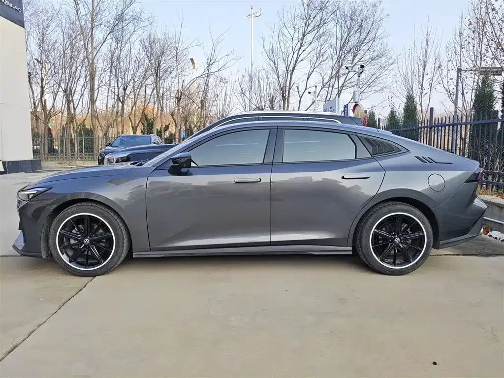 Changan UNI-V 2023 из CN, фото 5
