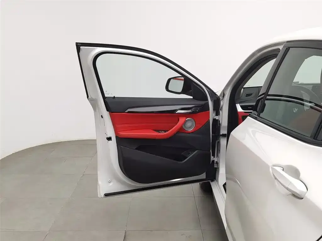BMW X2 2023 из CN, фото 7