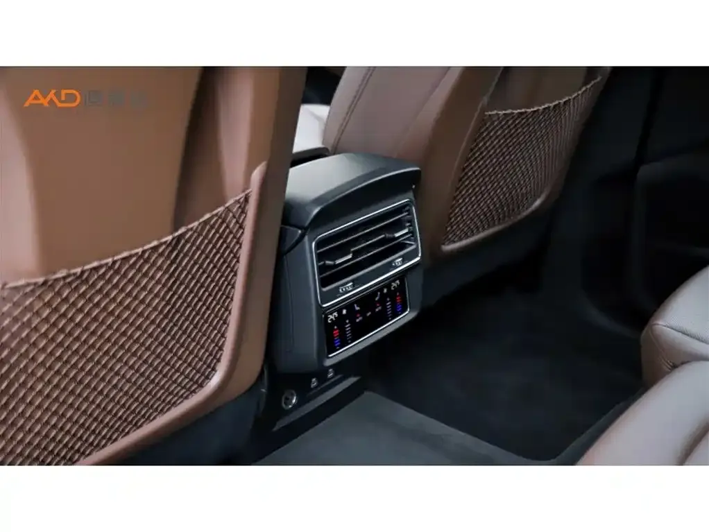 Audi Q8 2022 из CN, фото 3