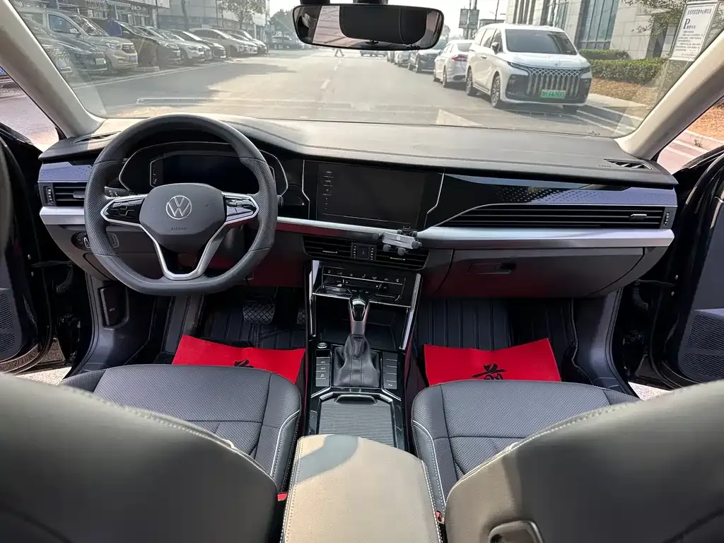 Volkswagen Passat 2024 из CN, фото 4