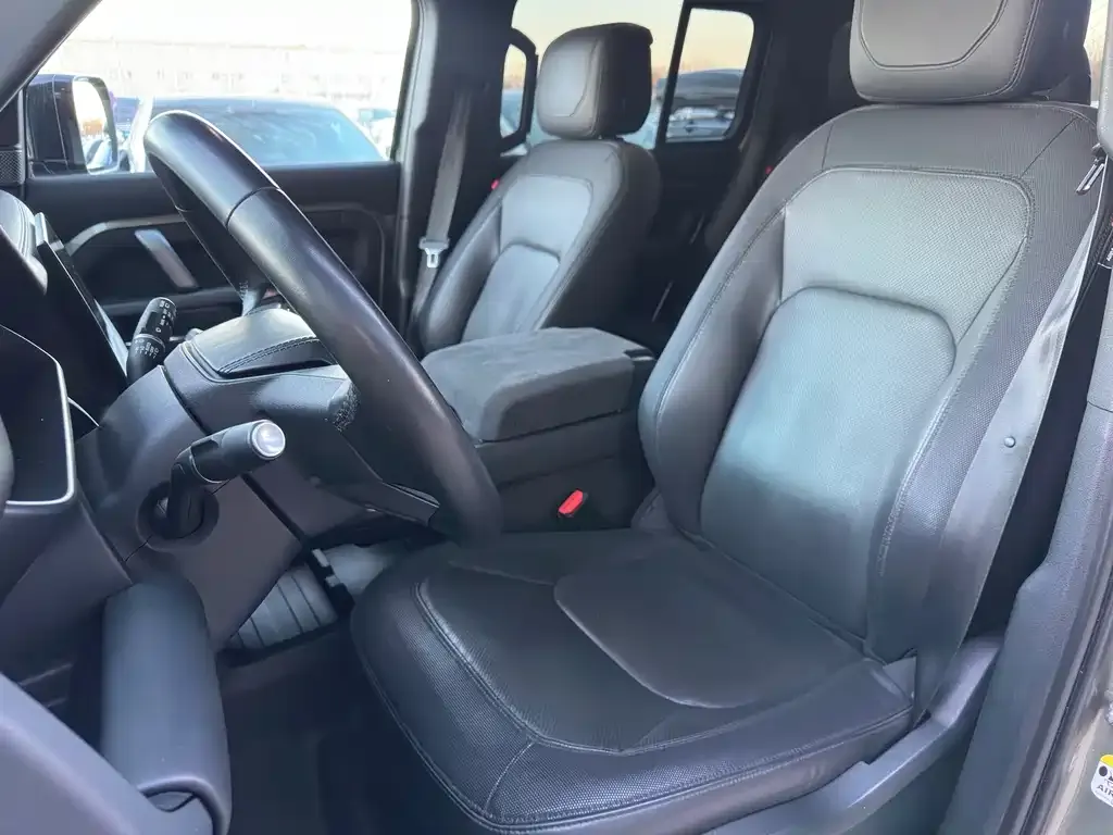 Land Rover Defender 2022 из CN, фото 2