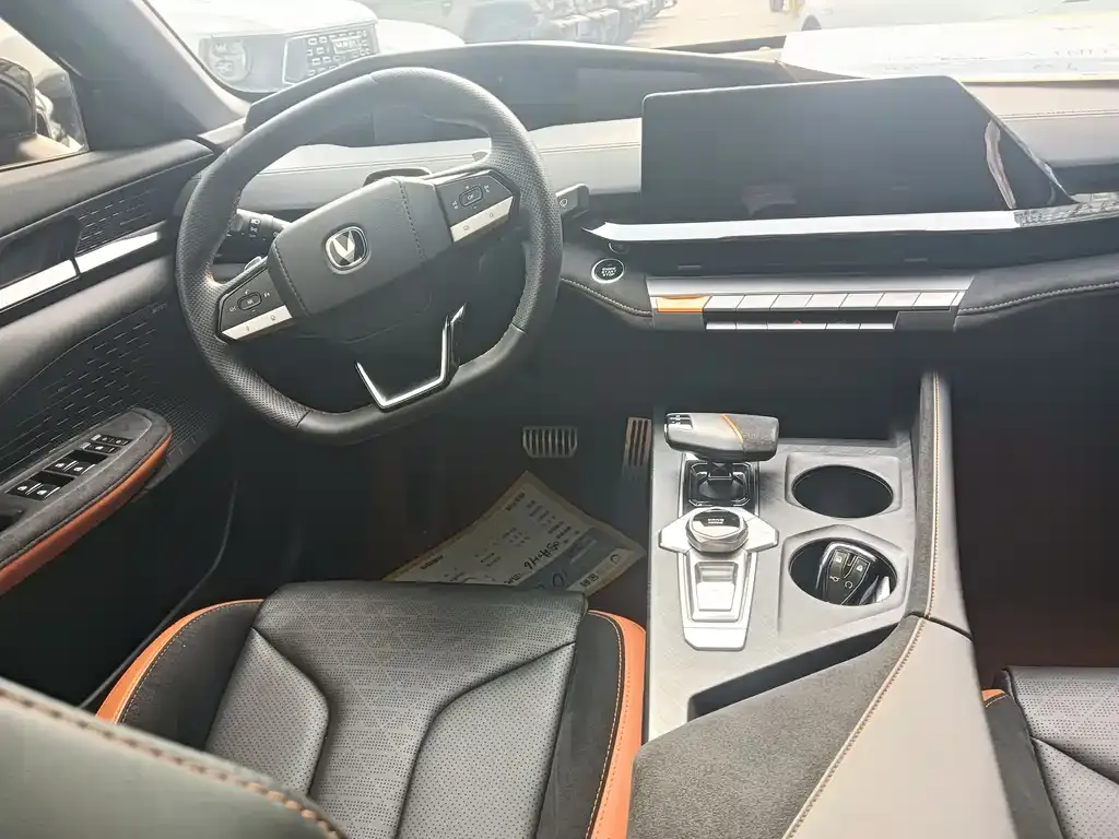 Changan UNI-V 2022 из CN, фото 4
